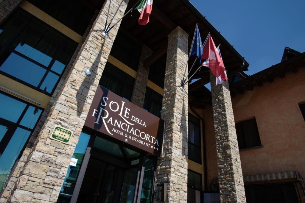 Sole Della Franciacorta - Hotel & Restaurant Capriolo エクステリア 写真