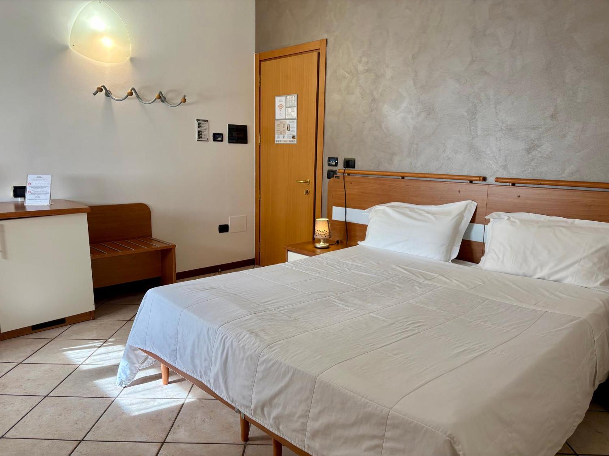 Sole Della Franciacorta - Hotel & Restaurant Capriolo エクステリア 写真